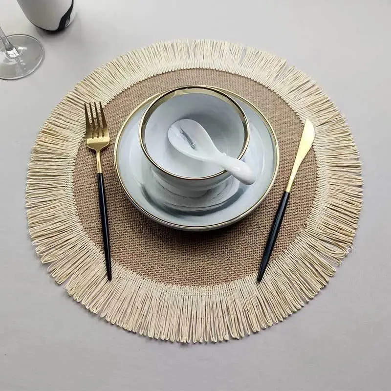 1pc Jute Placemat Linen Ins Wind Simple Fringe Christmas Round Table Mat Environmental Protection Heat Insulation Non-slip Mat