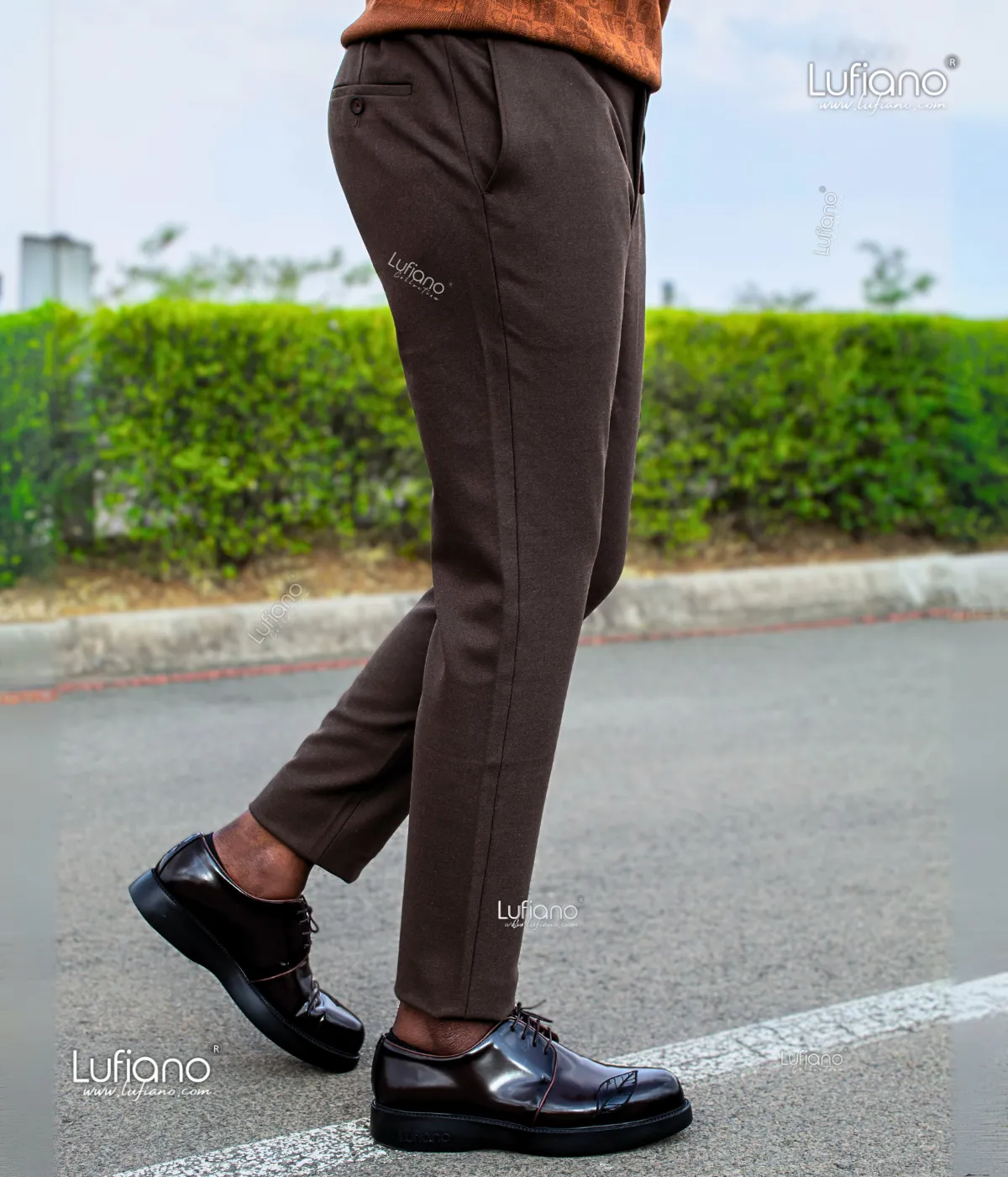 38112 Pants: Brown