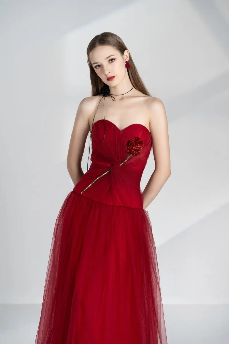 ALENA RED A-LINE SWEETHEART NECK MESH GOWN