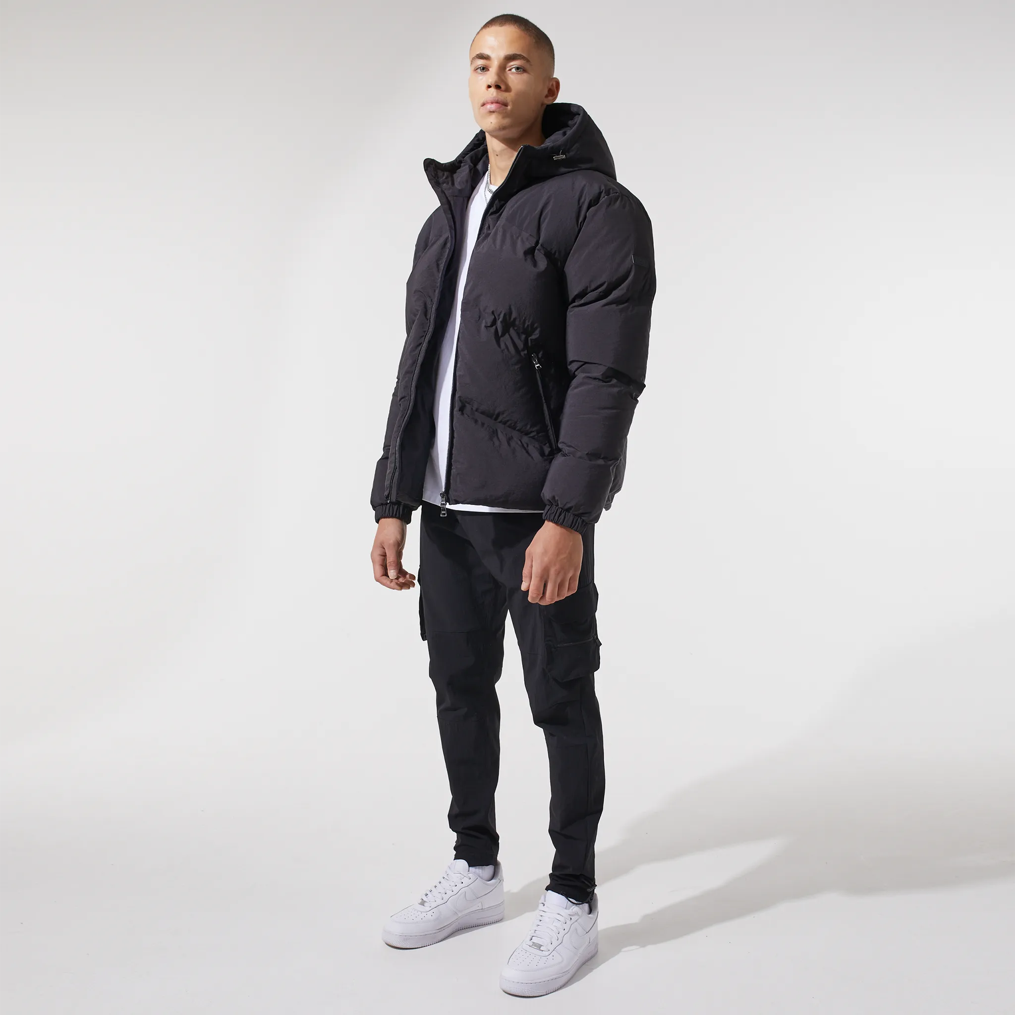 Chevron Hooded Puffer Jacket | Black