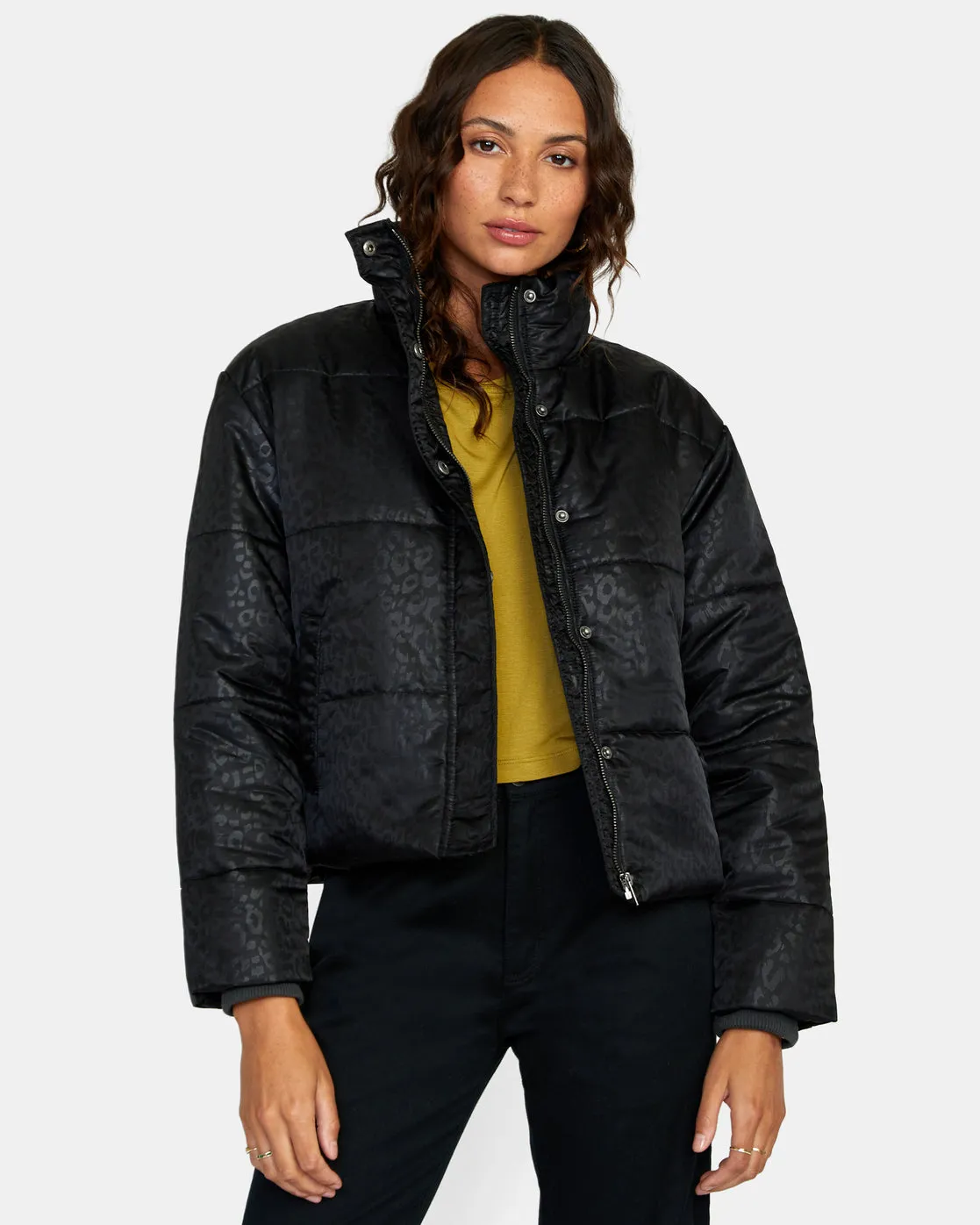 Eezeh Corduroy Puffer Jacket - Black