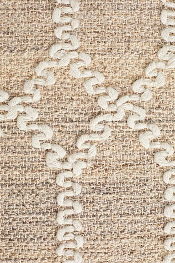 Ella  Hand loomed Wool Tribal Trellis Rug Natural Beige