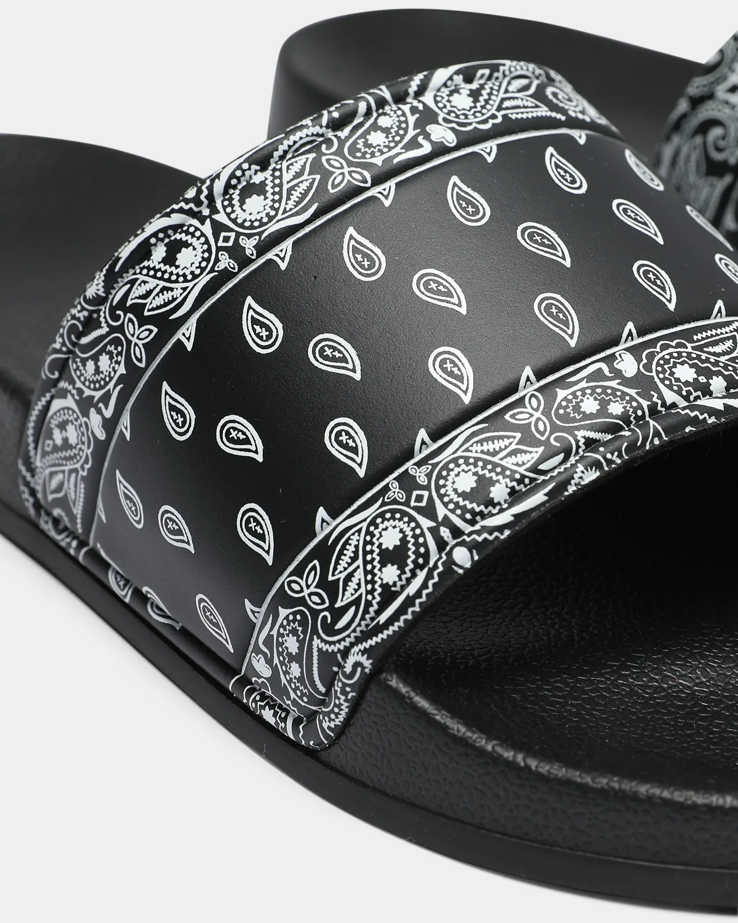 Goat Crew Bandana Slide Black/White