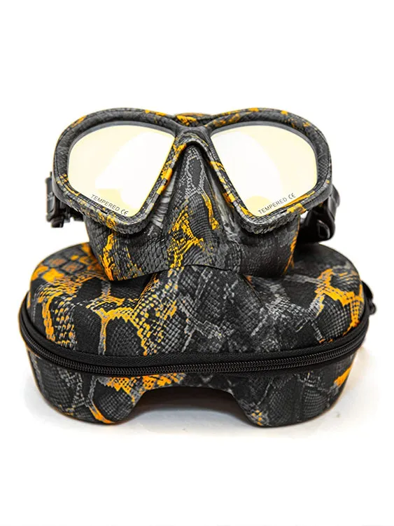 Huntmaster Harbinger Camo Diving Mask