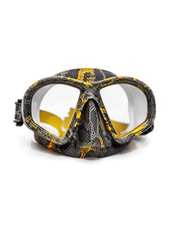 Huntmaster Harbinger Camo Diving Mask