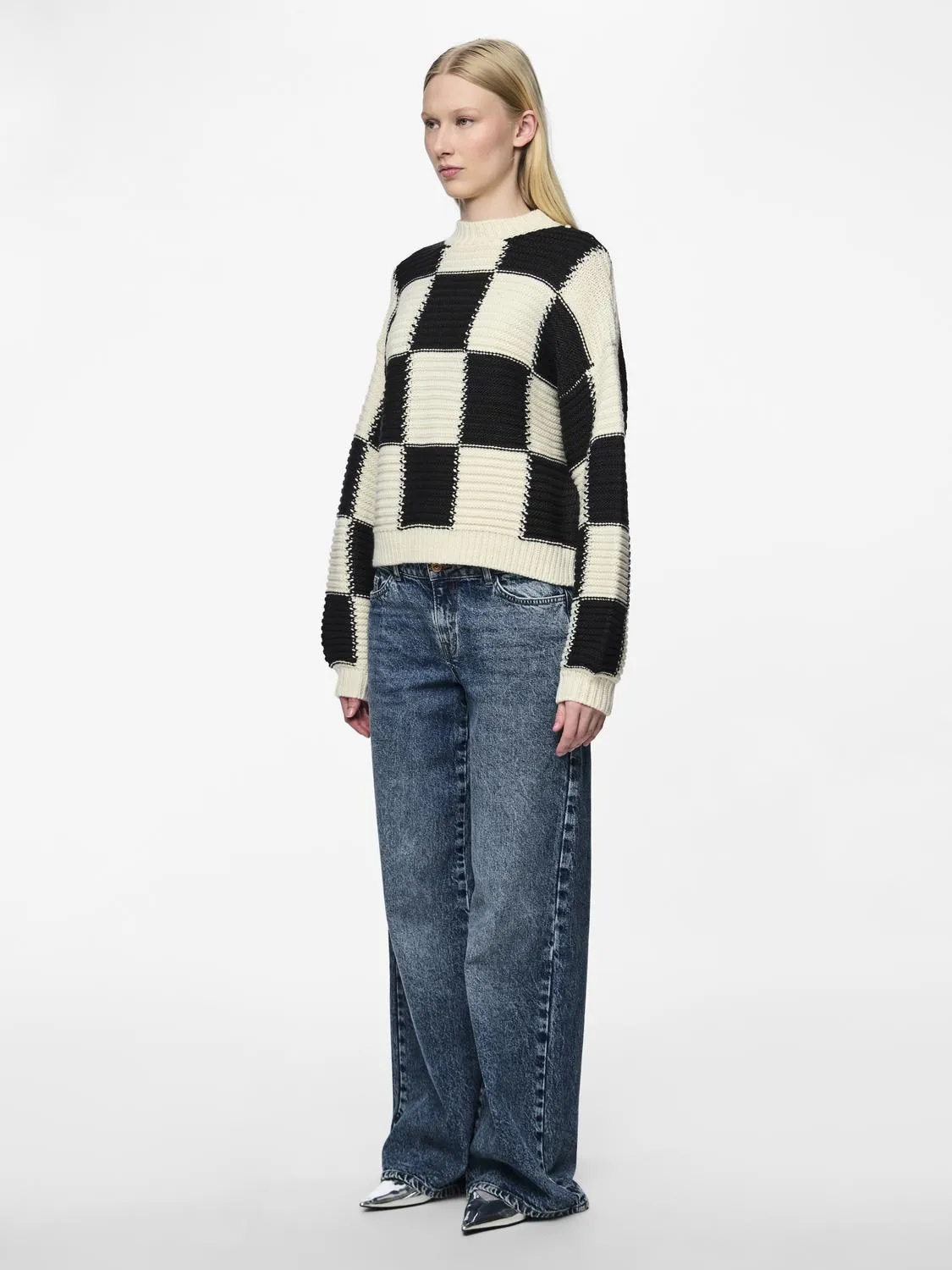 Pieces - Checkerboard Knit Jumper in Monotone