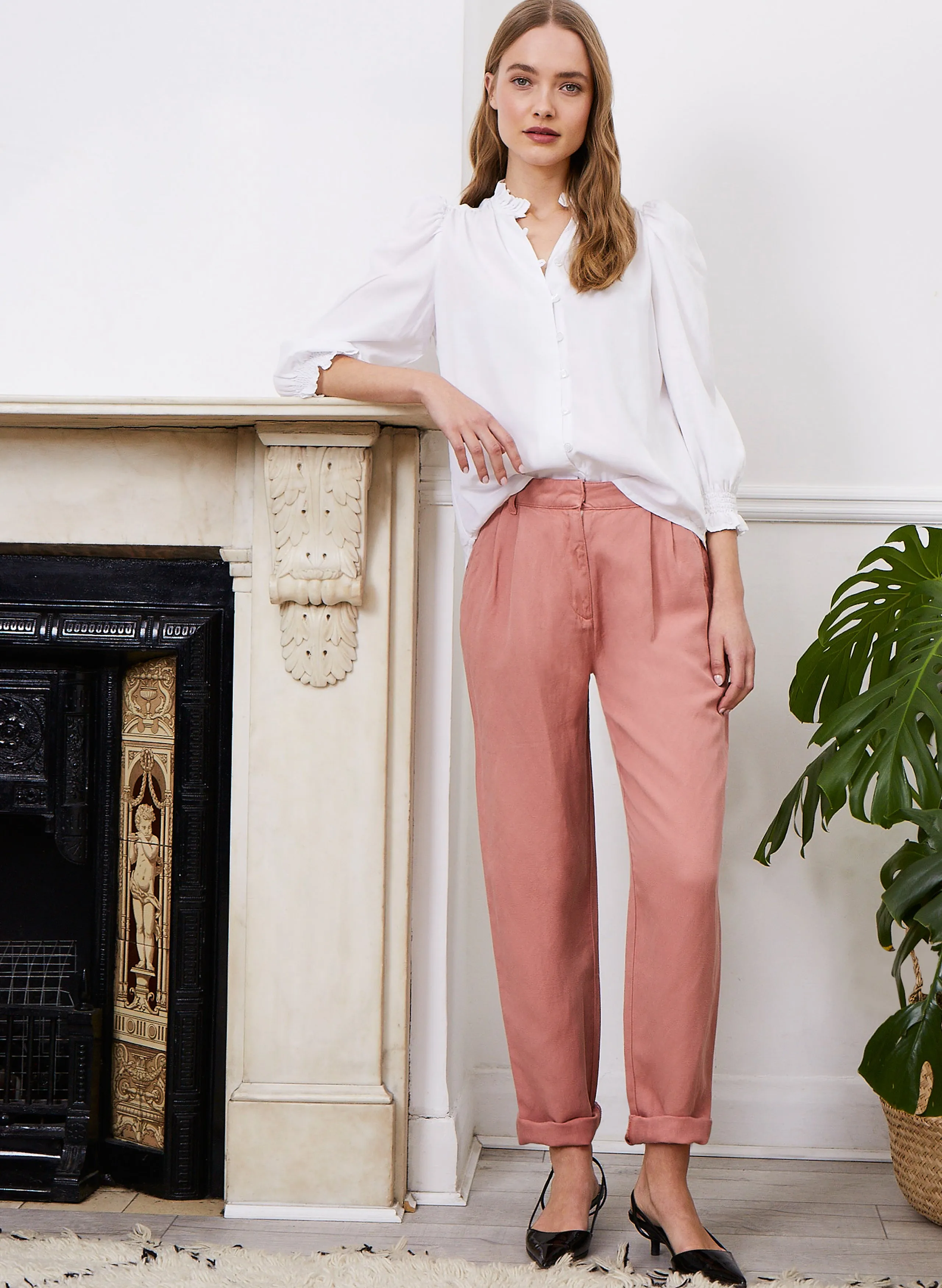 Shailene Pleated Chino with Tencel™