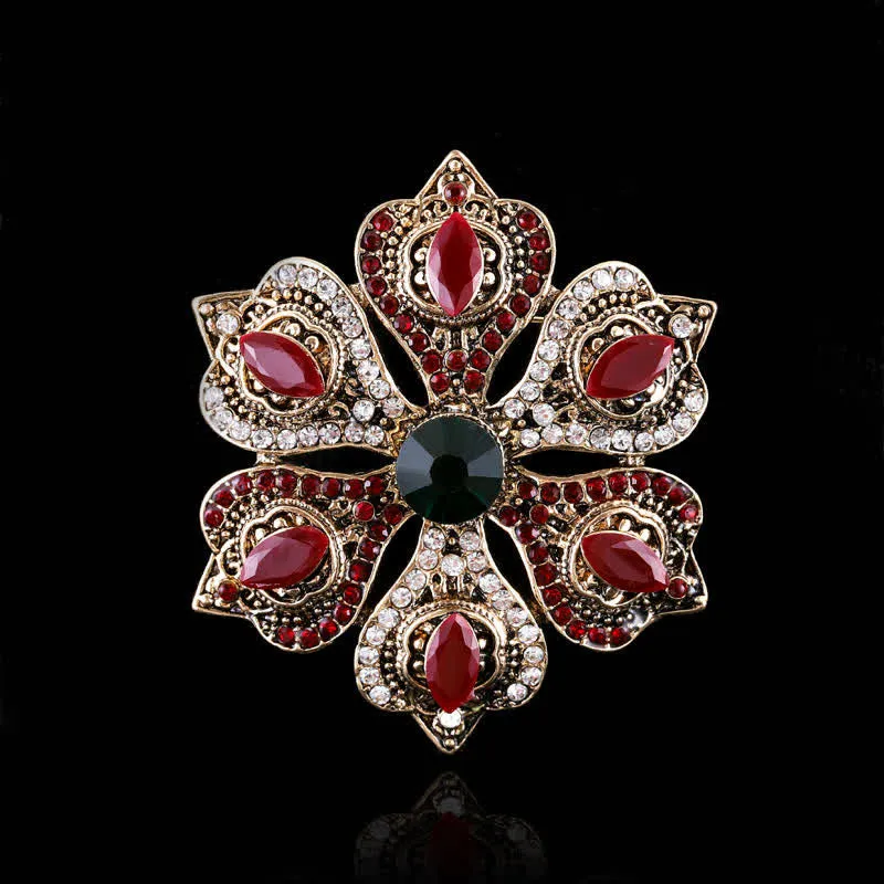 Women's Baroque Palace Crystal Brooch