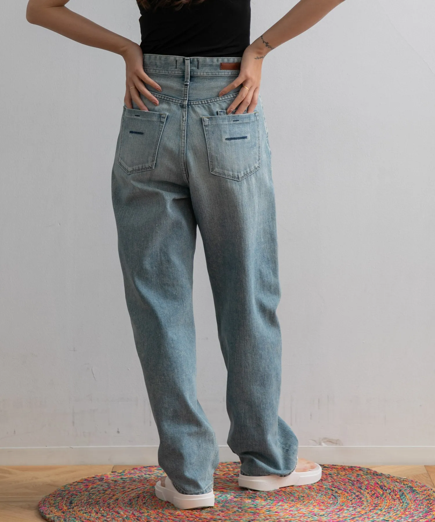 【WOMEN】YANUK ボーイズストレート LEA  TVS Trick Denim